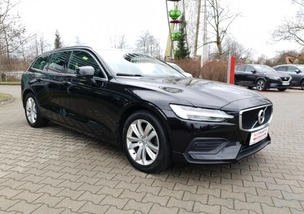 Volvo V60 cena 104900 przebieg: 106186, rok produkcji 2019 z Jarocin małe 211